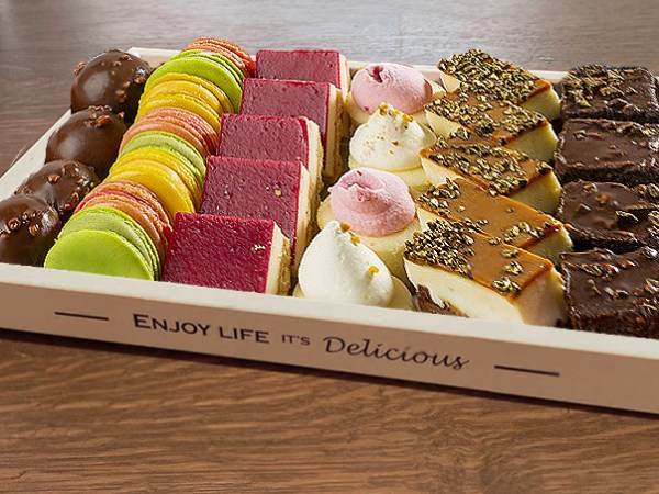 מגש מיני קינוחים קטן | 169&nbsp;₪