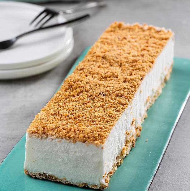 עוגות במבחר טעמים | פס 73 ₪ | עגולה 20' 156 ₪ | עגולה 26' 200&nbsp;₪